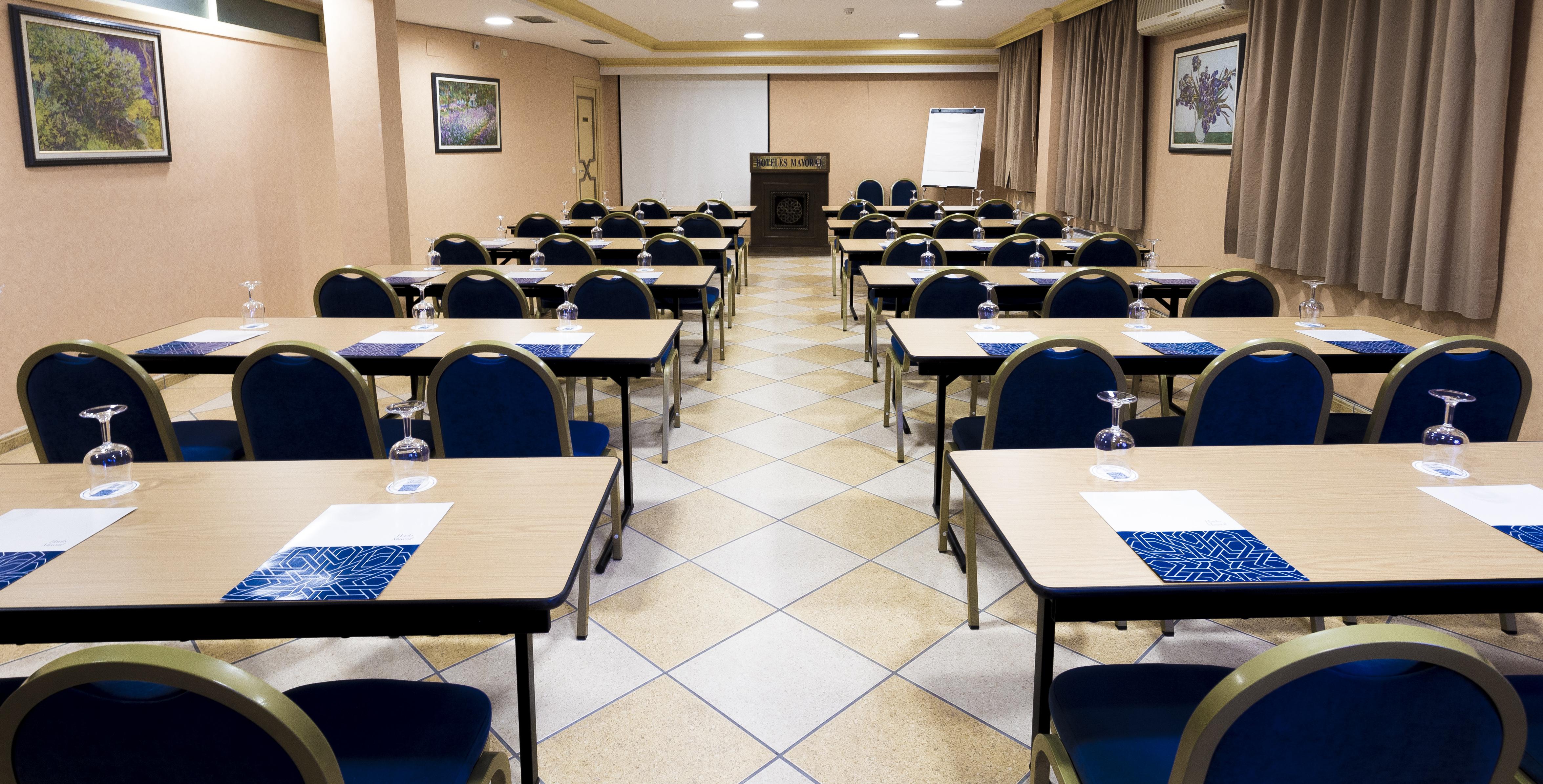 Zentral Mayoral Hotel 3*